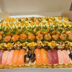 PLATEAU RÉVEILLON (80 pièces)