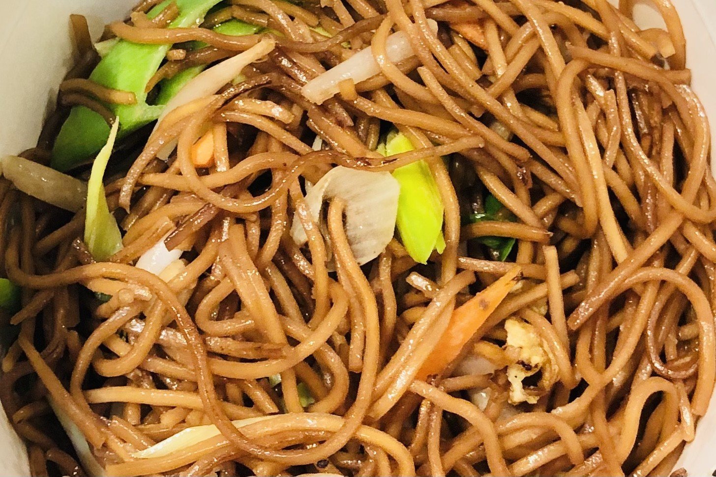 Nouilles Sautées aux Légumes